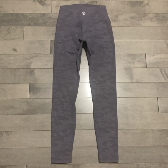 Til You Collapse Effortless Classic Leggings - XS - Picture 6 of 8